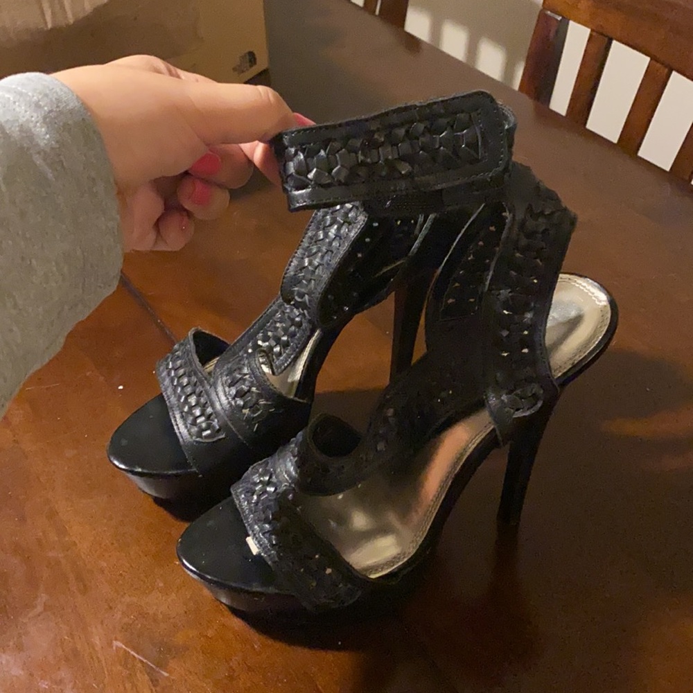 BLACK TALL DANCING HEELS